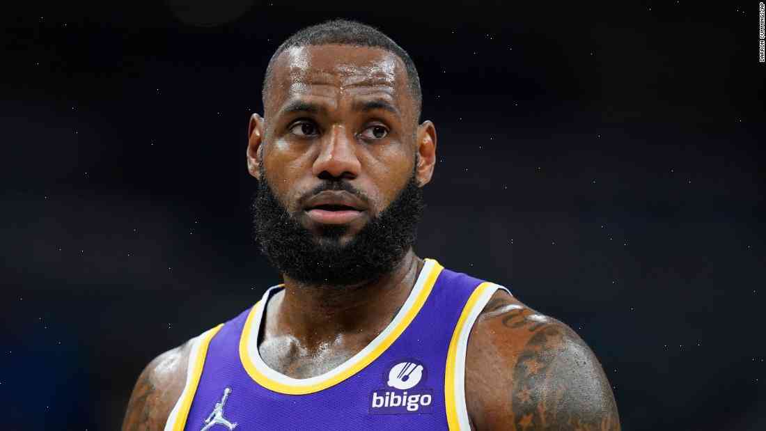 LeBron James fined $15,000 for obscene gesture during the Lakers’ win vs. the Clippers