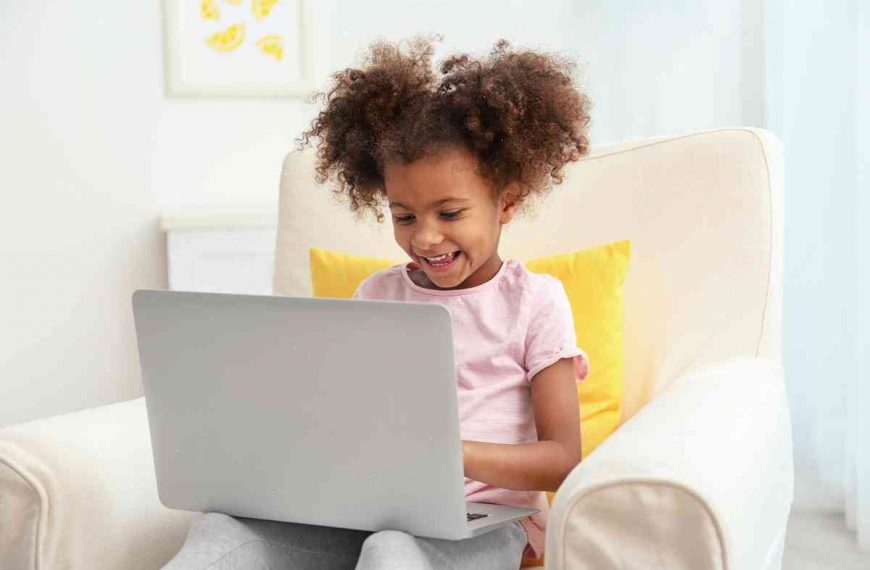 Helen Kallon | Truth about your screens and your kids
