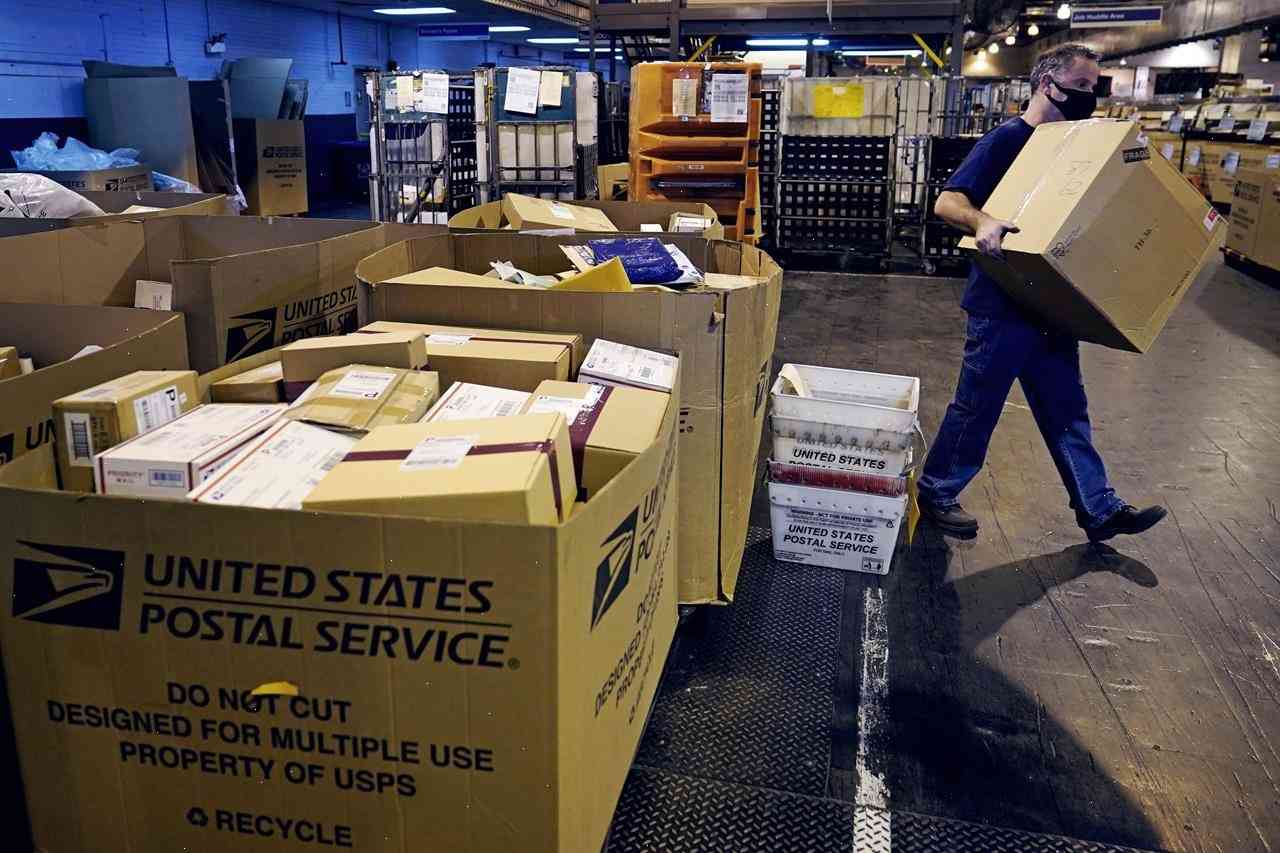 Holiday gift blitz on recipients ahead of Amazon deliveries